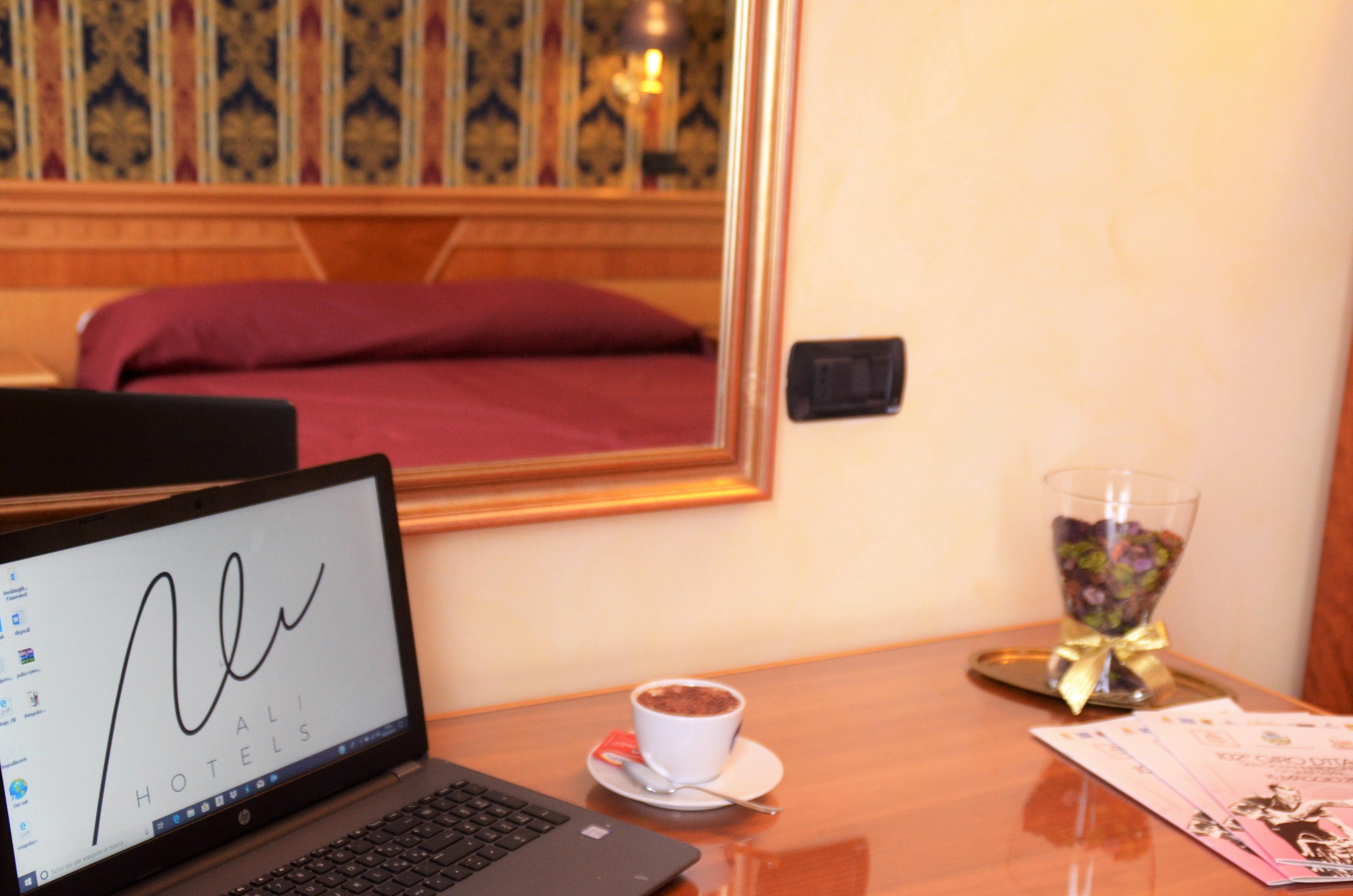 San Giovanni Rotondo Palace - Alihotels מראה חיצוני תמונה