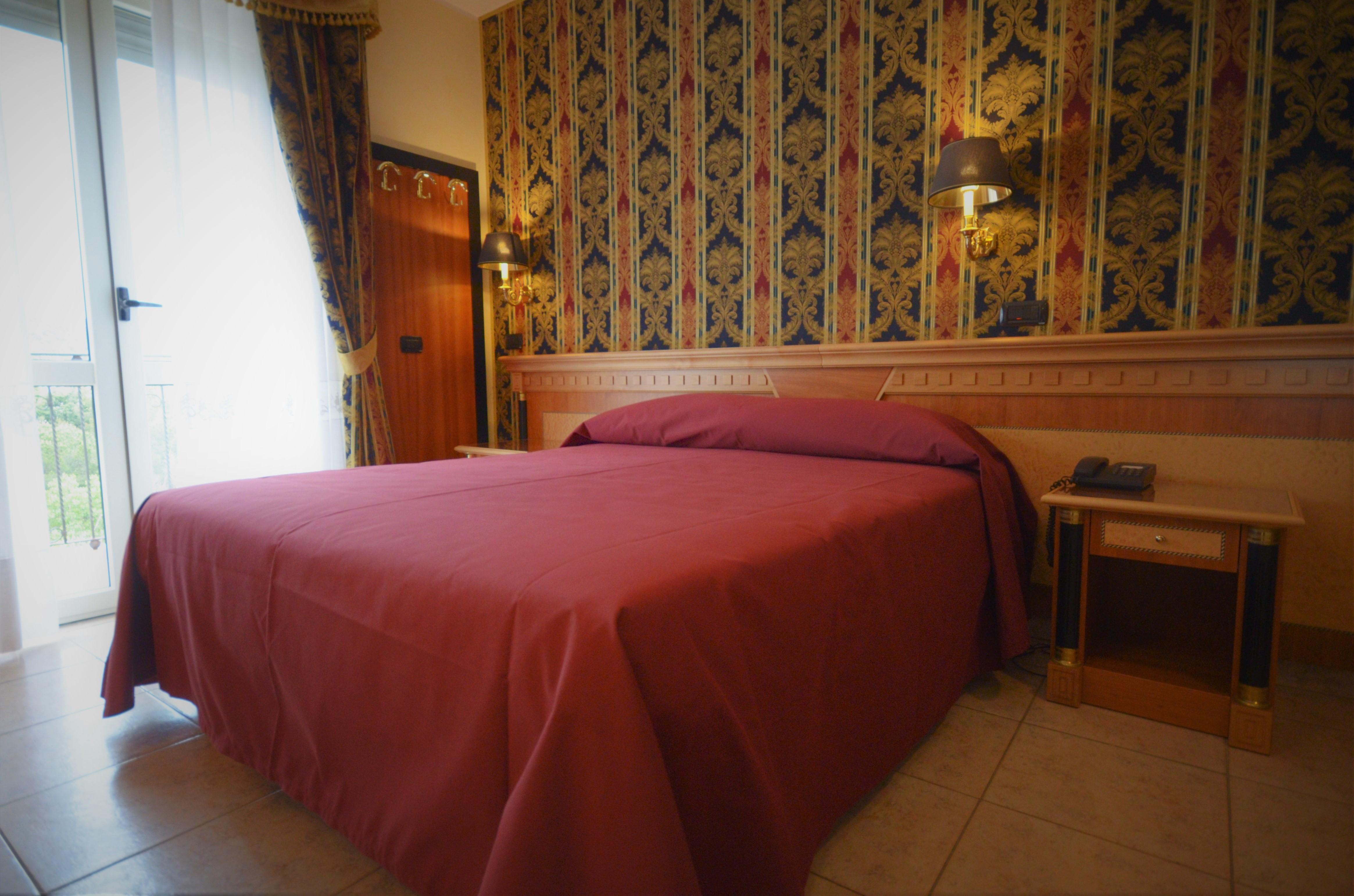 San Giovanni Rotondo Palace - Alihotels מראה חיצוני תמונה