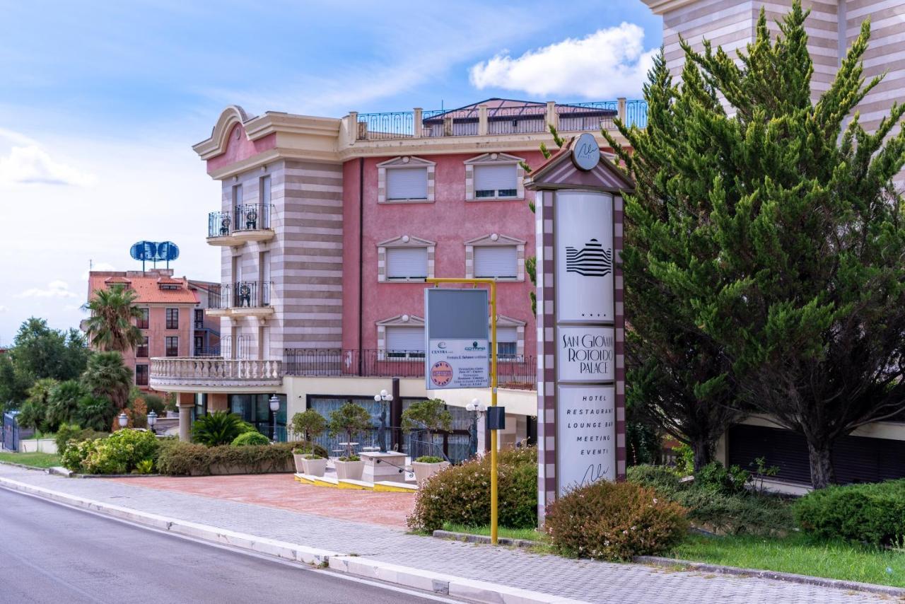 San Giovanni Rotondo Palace - Alihotels מראה חיצוני תמונה
